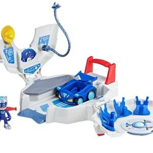 Blue and White Playset